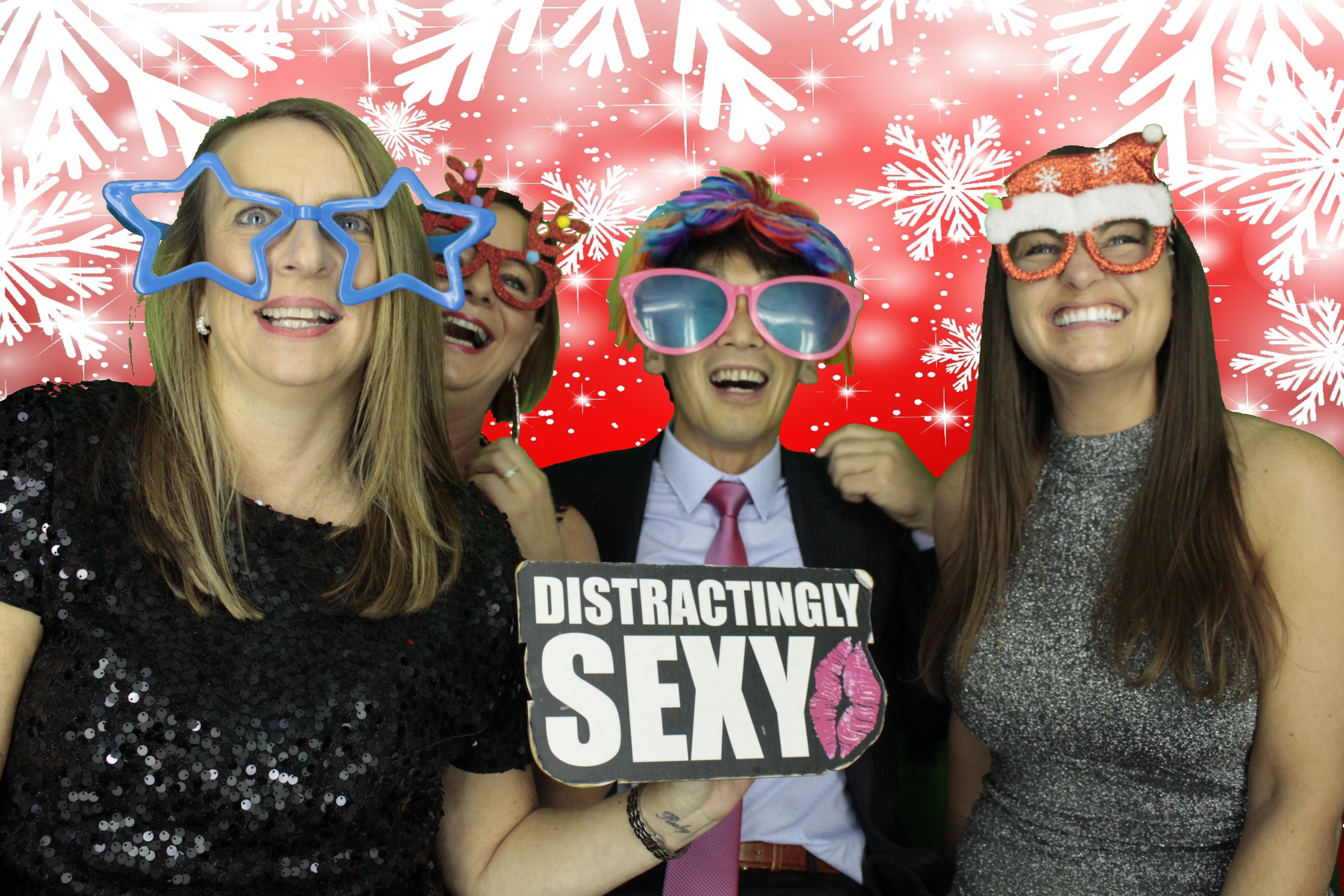 Ocean Network Express Christmas Party 2019 | View more photos from the event at gallery.myphotoboothexperience.co.uk/u/MyPhotoBoothExperienceLtd/Ocean-Network-Express-Christmas-Party-2019